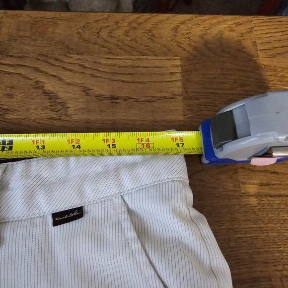 Travis Mathew Stripped Shorts-White-Men's 34 10.5 in inseam - Picture 6 of 7